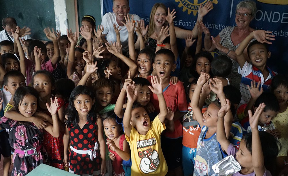 Filippinerna skolbarn