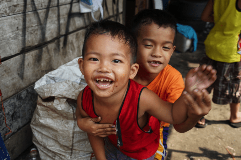 Filippinerna skolbarn